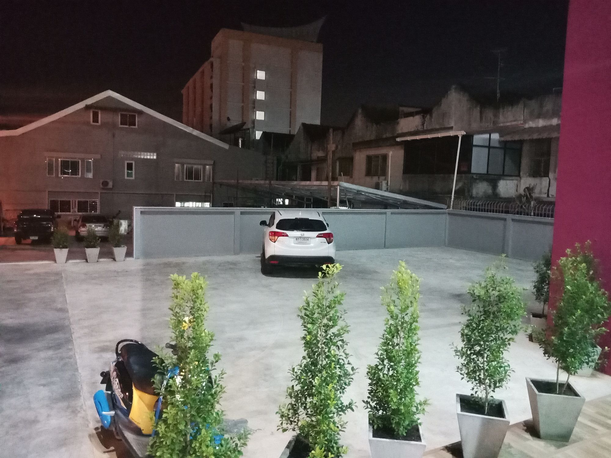 Blue Orchids Hotel Hat Yai Exterior photo